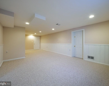 2702 Navarre Drive - Photo Thumbnail 27