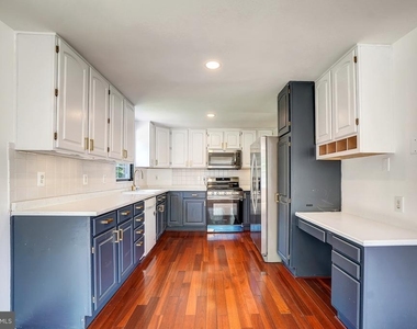 15304 Good Hope Road - Photo Thumbnail 5