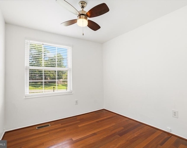 15304 Good Hope Road - Photo Thumbnail 10