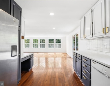 15304 Good Hope Road - Photo Thumbnail 6
