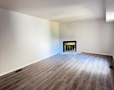 66 Anna Court - Photo Thumbnail 6