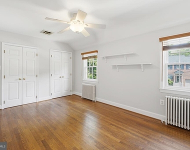 8222 Larry Place - Photo Thumbnail 19