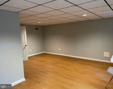 1117 Wildpark Avenue - Photo Thumbnail 28