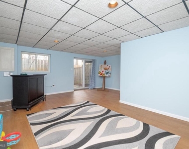1117 Wildpark Avenue - Photo Thumbnail 54