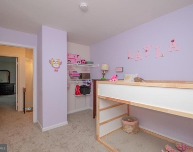 1117 Wildpark Avenue - Photo Thumbnail 52