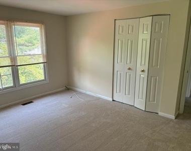 12617 Falconbridge Drive - Photo Thumbnail 36