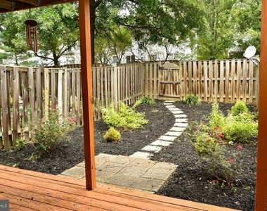 3838 Angelton Court - Photo Thumbnail 21