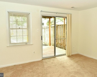 3838 Angelton Court - Photo Thumbnail 15