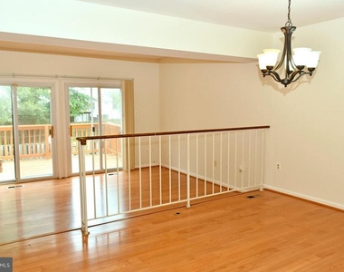 3838 Angelton Court - Photo Thumbnail 8