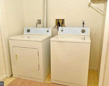 3838 Angelton Court - Photo Thumbnail 19
