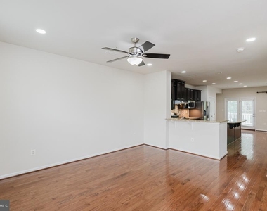 8607 Enoch Pratt Drive - Photo Thumbnail 18