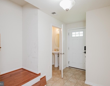 8607 Enoch Pratt Drive - Photo Thumbnail 3