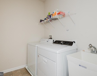 8607 Enoch Pratt Drive - Photo Thumbnail 37