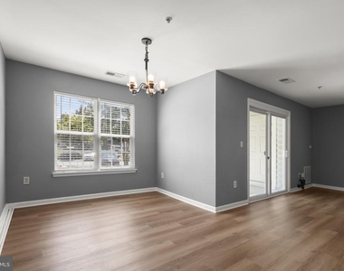 9150 Gracious End Court - Photo Thumbnail 12