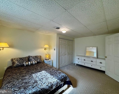 8268 Rippling Branch Road - Photo Thumbnail 13