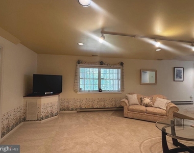 8268 Rippling Branch Road - Photo Thumbnail 9