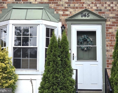 945 Redfield Road - Photo Thumbnail 1
