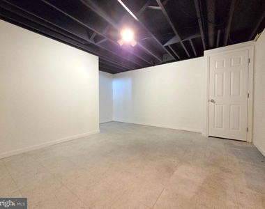 945 Redfield Road - Photo Thumbnail 18