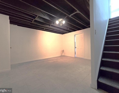 945 Redfield Road - Photo Thumbnail 17