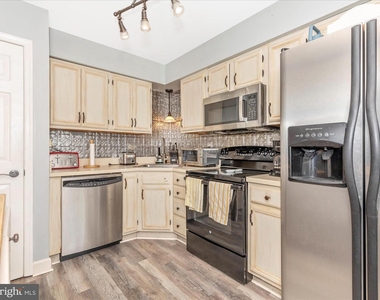 6338 Towncrest Court - Photo Thumbnail 1