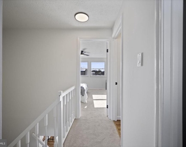 6909 Doublebrand Court - Photo Thumbnail 17