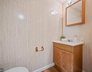 6909 Doublebrand Court - Photo Thumbnail 28