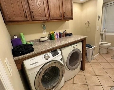 407 W Main Street - Photo Thumbnail 9