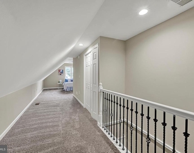 2630 Wycliffe Road - Photo Thumbnail 11