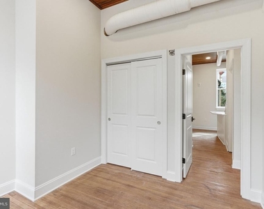337 S Fremont Avenue - Photo Thumbnail 22