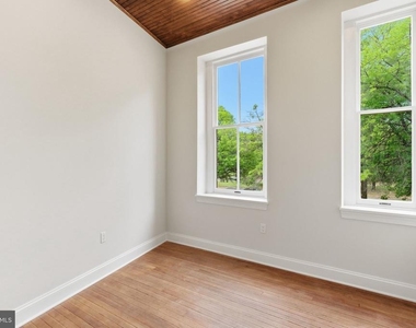 337 S Fremont Avenue - Photo Thumbnail 19