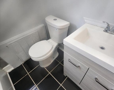 524 Beaumont Avenue - Photo Thumbnail 19