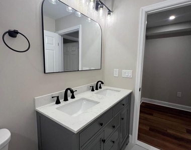 615 N Calhoun Street - Photo Thumbnail 22