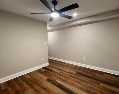 615 N Calhoun Street - Photo Thumbnail 26