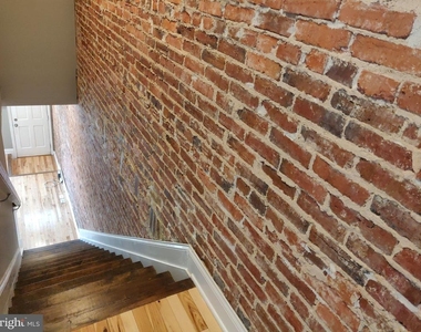 103 Highland Avenue - Photo Thumbnail 10
