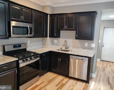 103 Highland Avenue - Photo Thumbnail 7