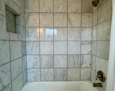 3331 Beech Avenue - Photo Thumbnail 5