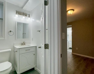 3331 Beech Avenue - Photo Thumbnail 12