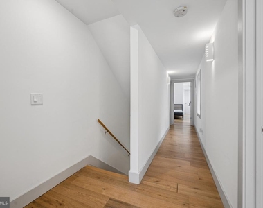 514 S Dallas Street - Photo Thumbnail 28