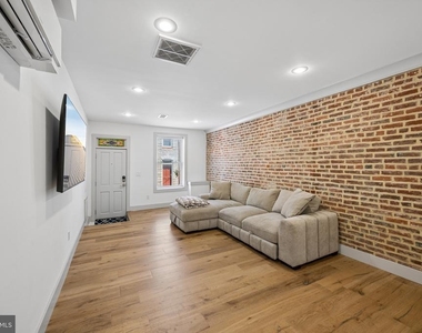 514 S Dallas Street - Photo Thumbnail 14