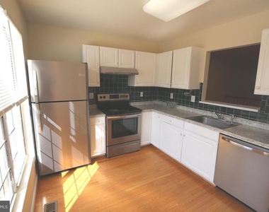 2103 Brigadier Boulevard - Photo Thumbnail 5