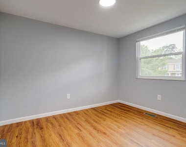 1359 Raleigh Drive - Photo Thumbnail 28