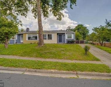 1359 Raleigh Drive - Photo Thumbnail 1