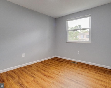 1359 Raleigh Drive - Photo Thumbnail 29
