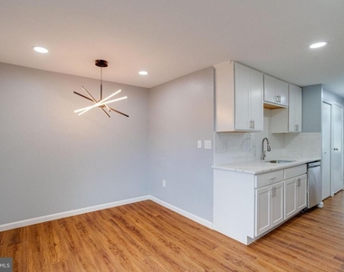 1359 Raleigh Drive - Photo Thumbnail 13