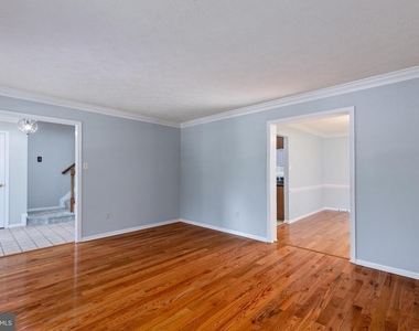 2807 Chapman Court - Photo Thumbnail 4