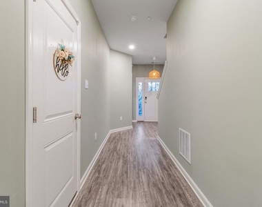 7771 Venice Lane - Photo Thumbnail 19