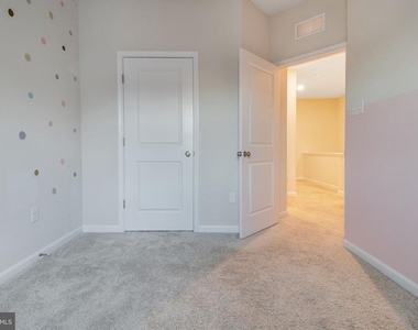 7771 Venice Lane - Photo Thumbnail 38