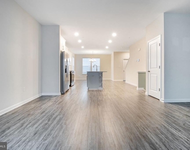 7771 Venice Lane - Photo Thumbnail 25
