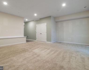 7771 Venice Lane - Photo Thumbnail 20