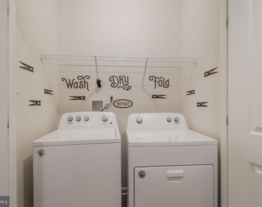 7771 Venice Lane - Photo Thumbnail 34